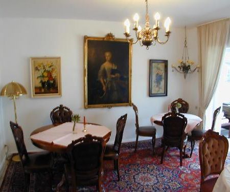 Haus Mooren, Hotel Garni Dusseldorf Bagian luar foto